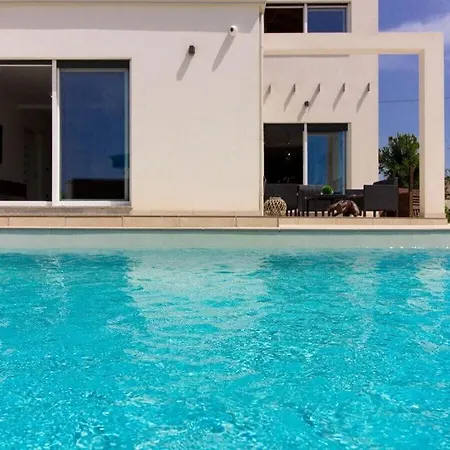 Vila Nerina Comfortable Holiday