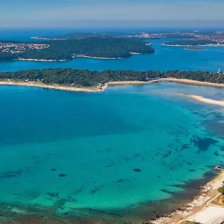 Nerina Comfortable Holiday